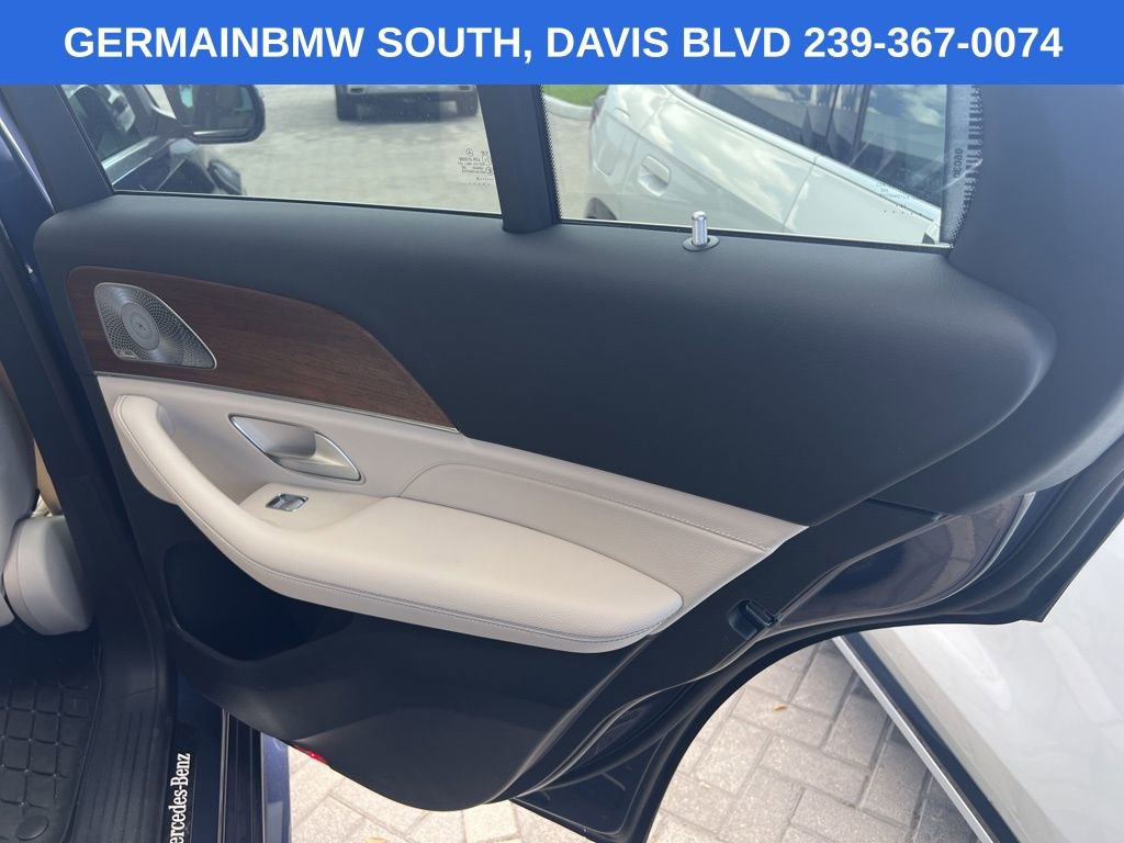 Used 2024 Mercedes-Benz GLE 450 4MATIC image 25
