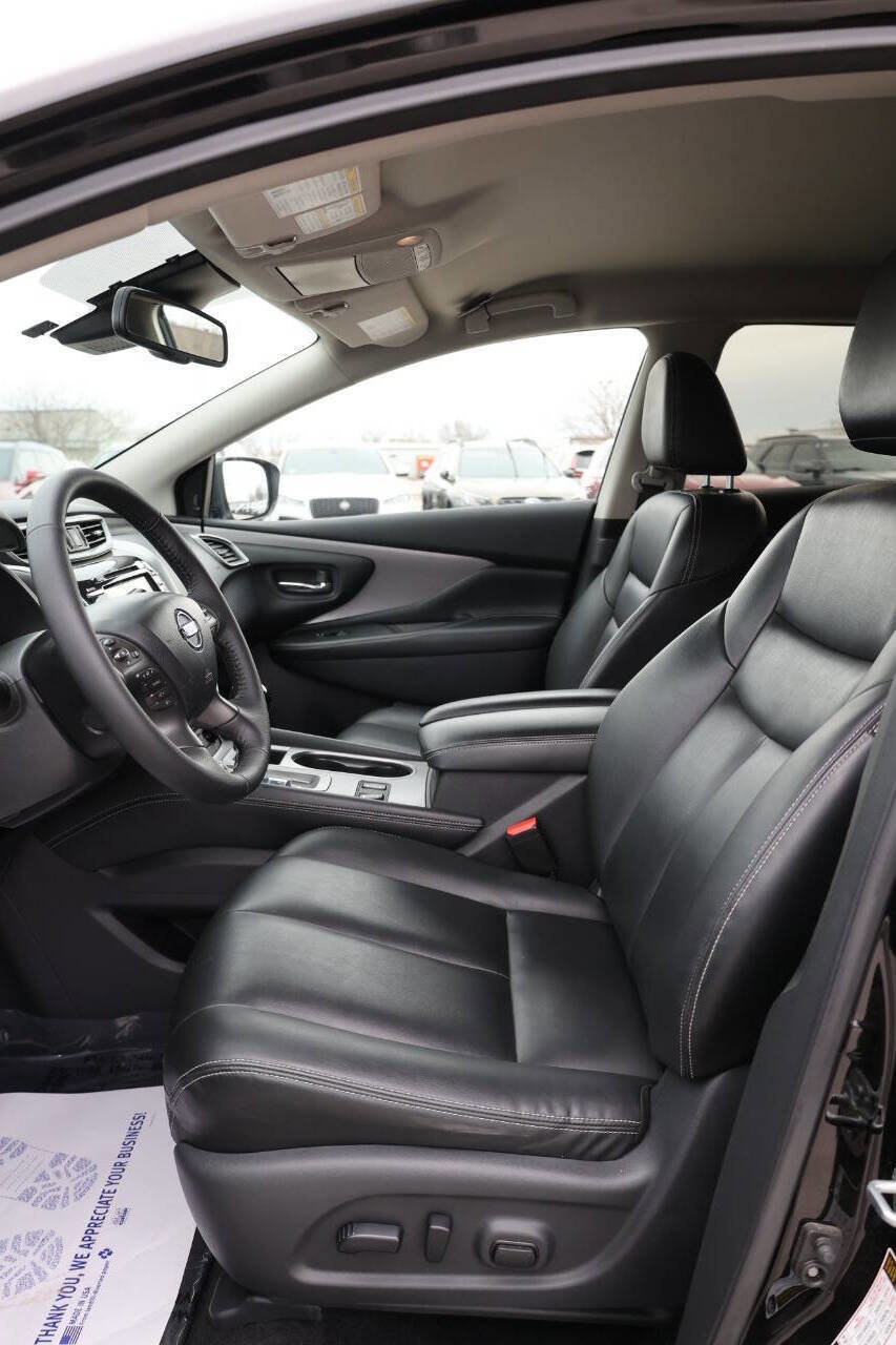 Used 2024 Nissan Murano SV w/ SV Midnight Edition Package AWD/4WD image 13