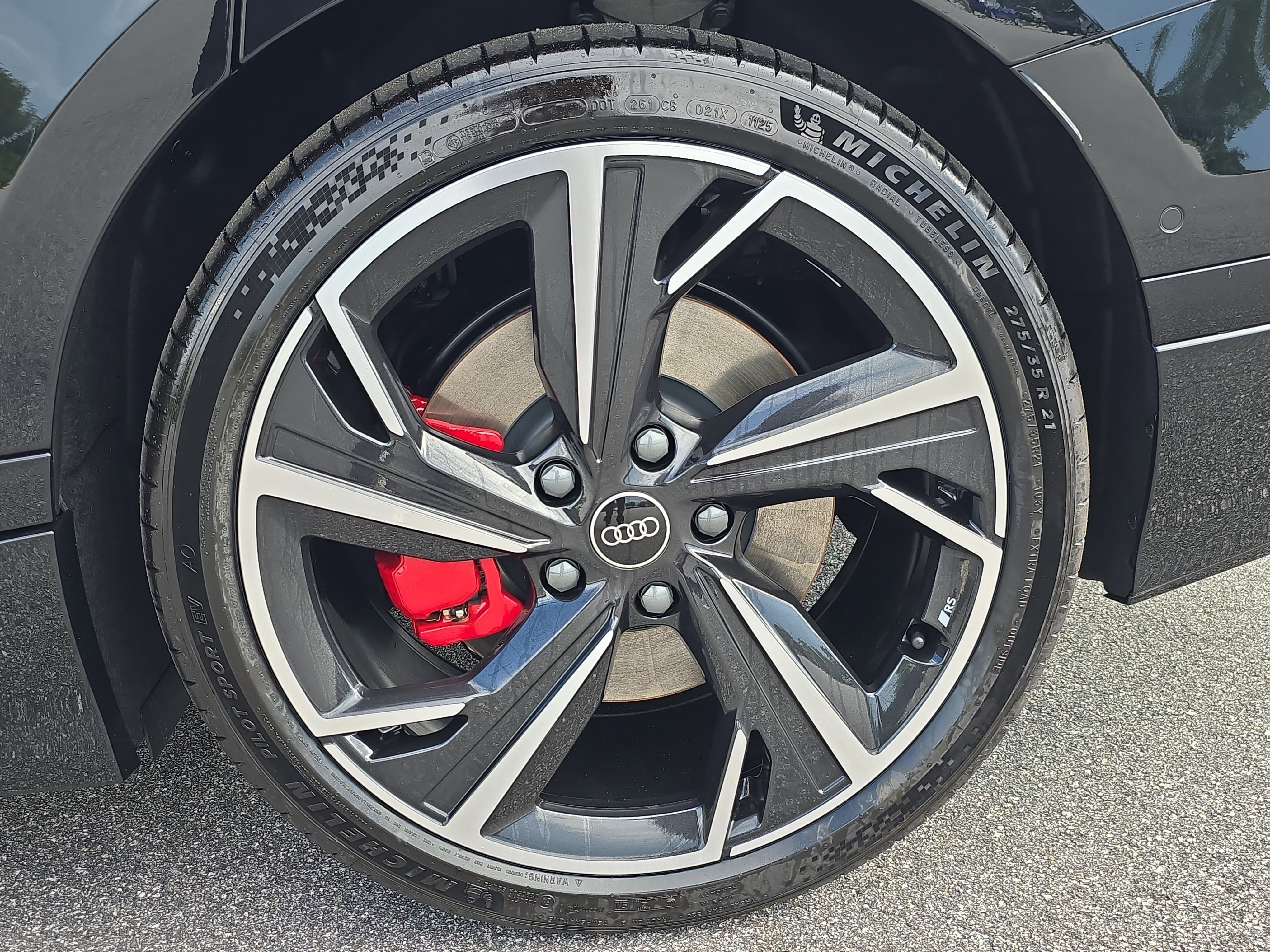 New 2025 Audi S6 e-tron Premium Plus image 32