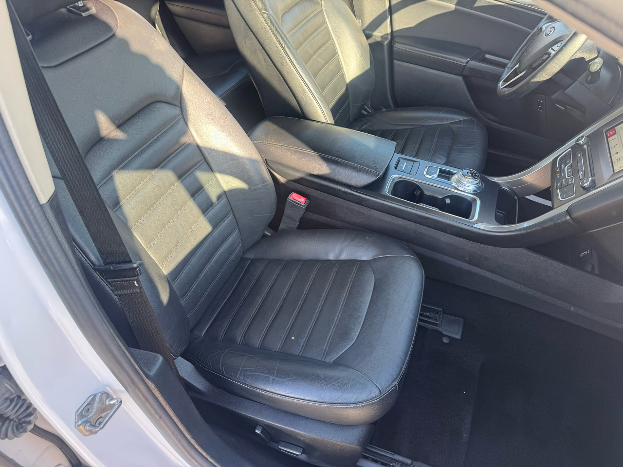 Used 2017 Ford Fusion Energi SE image 24