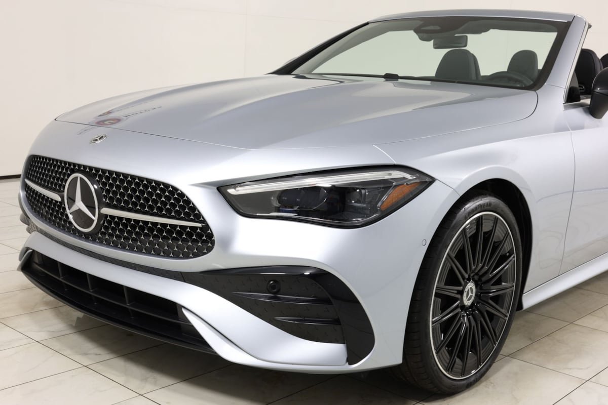 Used 2024 Mercedes-Benz CLE 300 4MATIC Cabriolet image 47