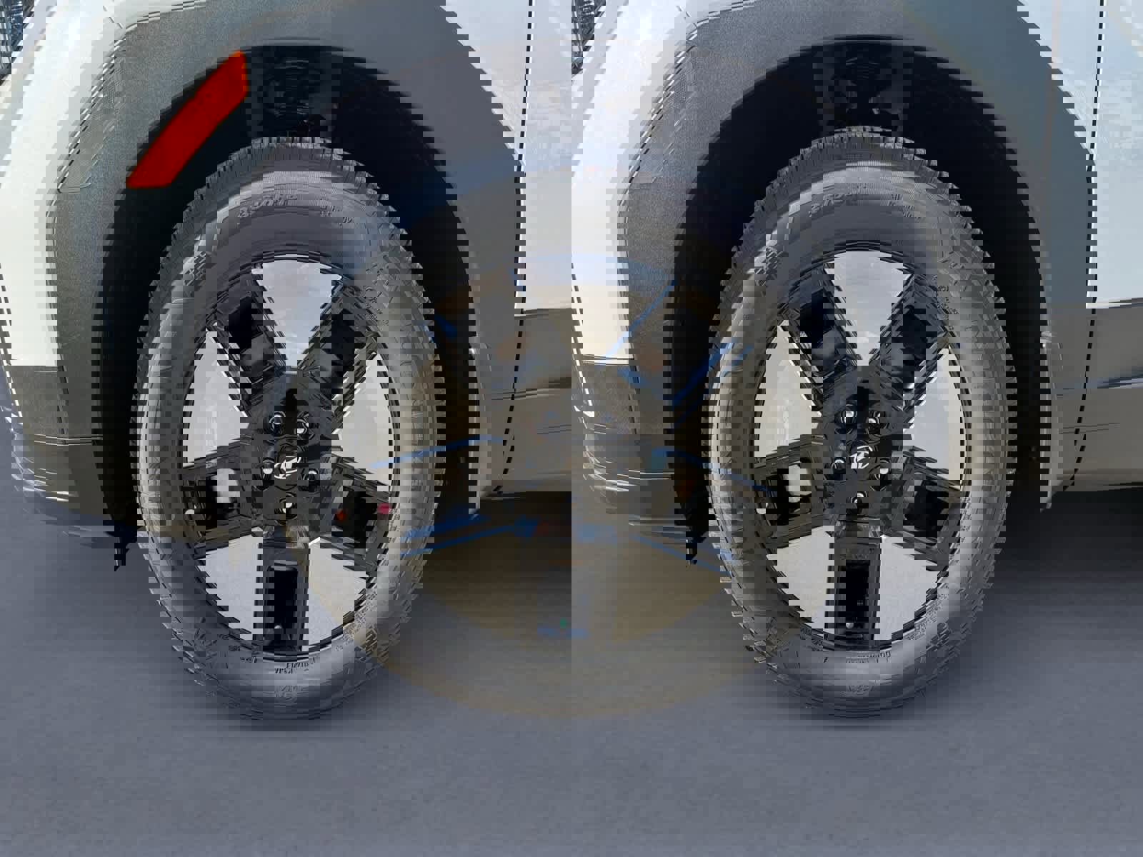 New 2026 Hyundai Santa Fe SE image 9