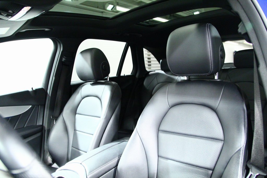 Used 2019 Mercedes-Benz GLC 300 4MATIC image 18