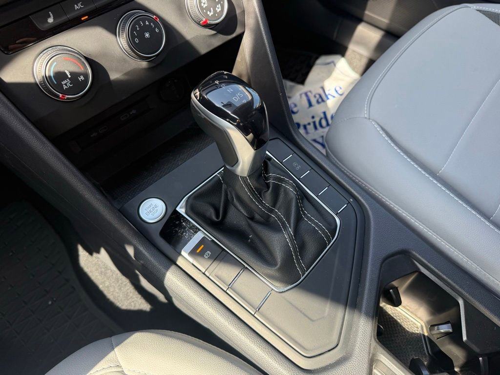 Used 2022 Volkswagen Taos SE image 13