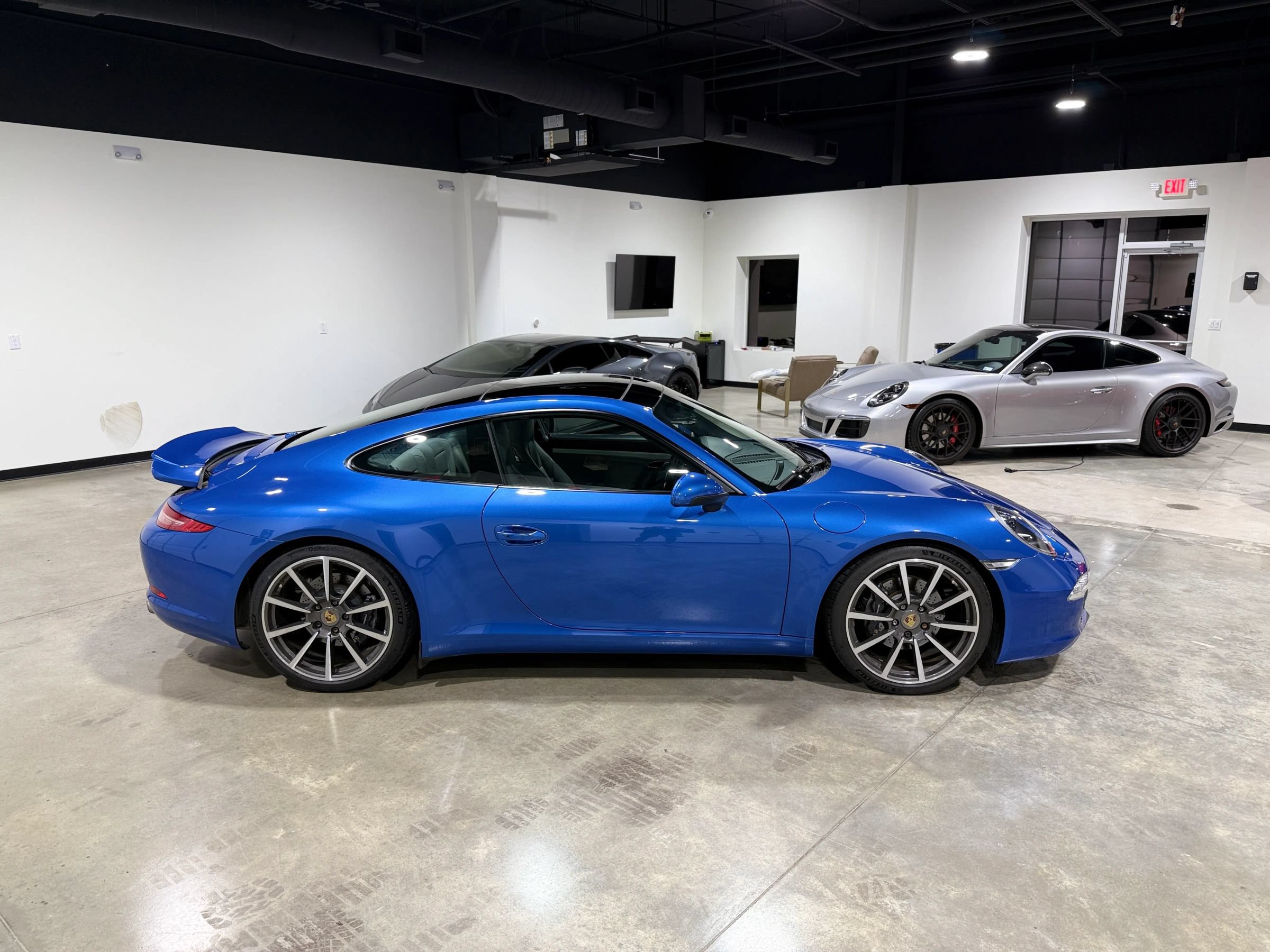 Used 2015 Porsche 911 Carrera image 15