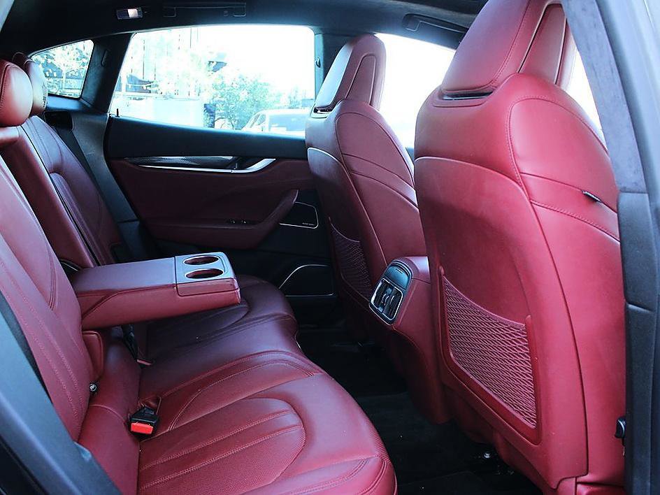 Used 2017 Maserati Levante S image 20