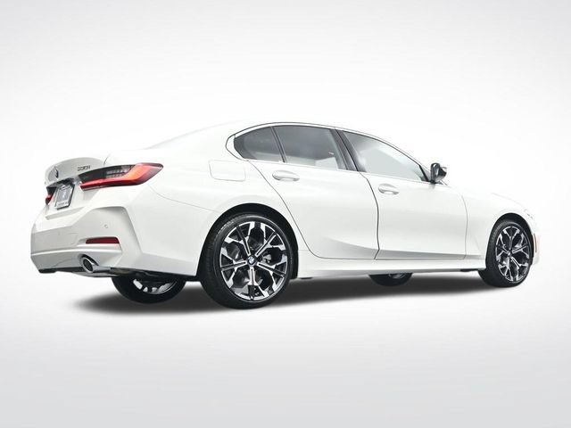New 2026 BMW 330i xDrive Sedan w/ Premium Package AWD/4WD image 35