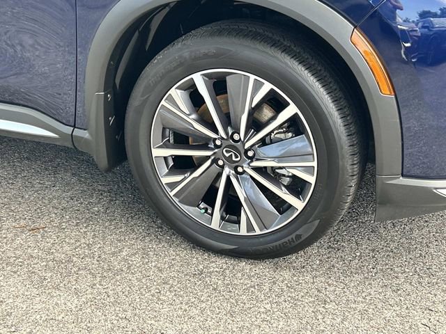 Certified 2026 INFINITI QX60 Luxe w/ Cargo Package FWD image 9