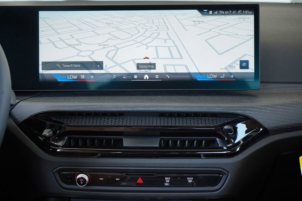 Used 2025 BMW 230i Coupe w/ Convenience Package image 14