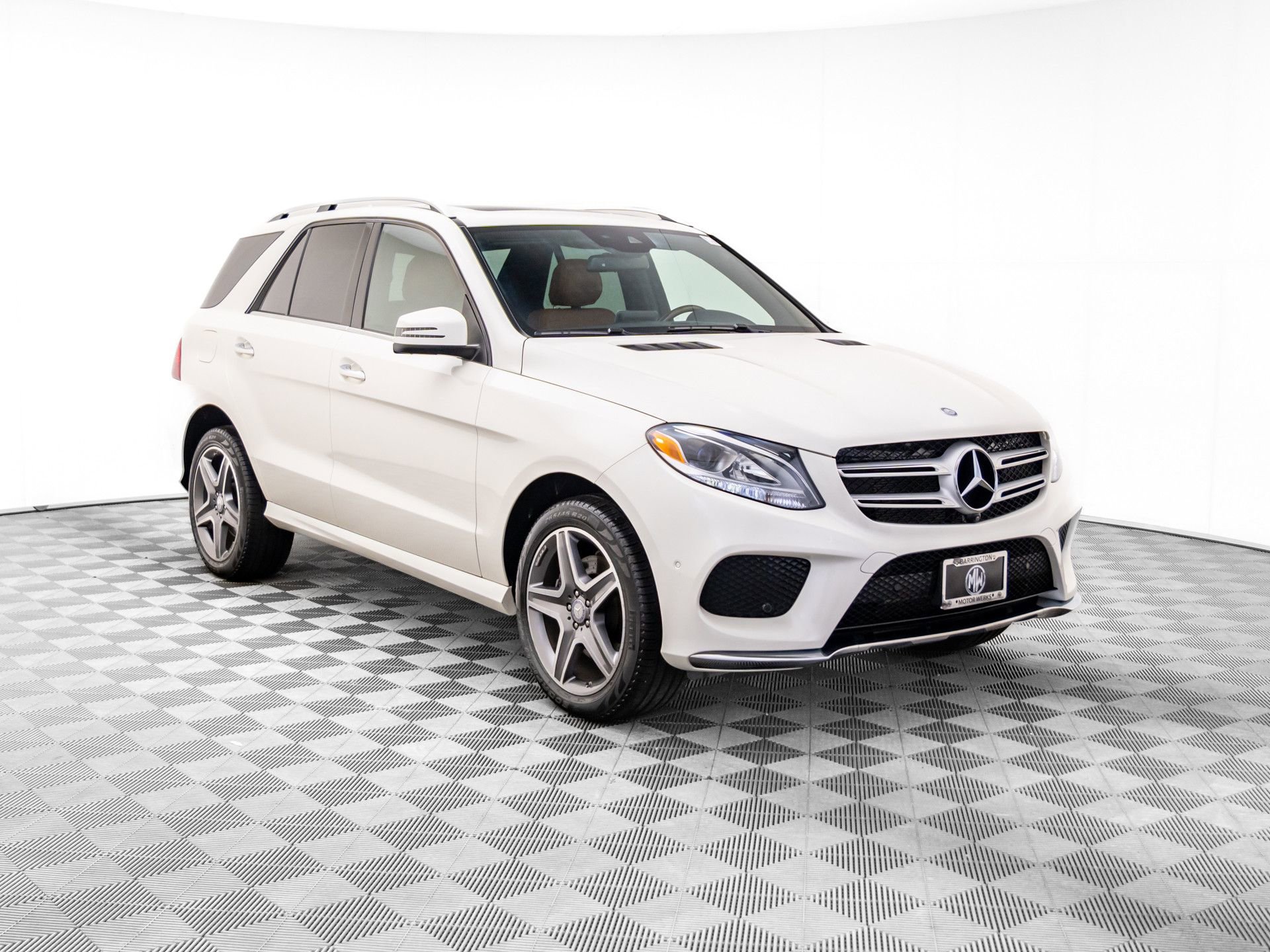 Used 2017 Mercedes-Benz GLE 400 4MATIC image 8