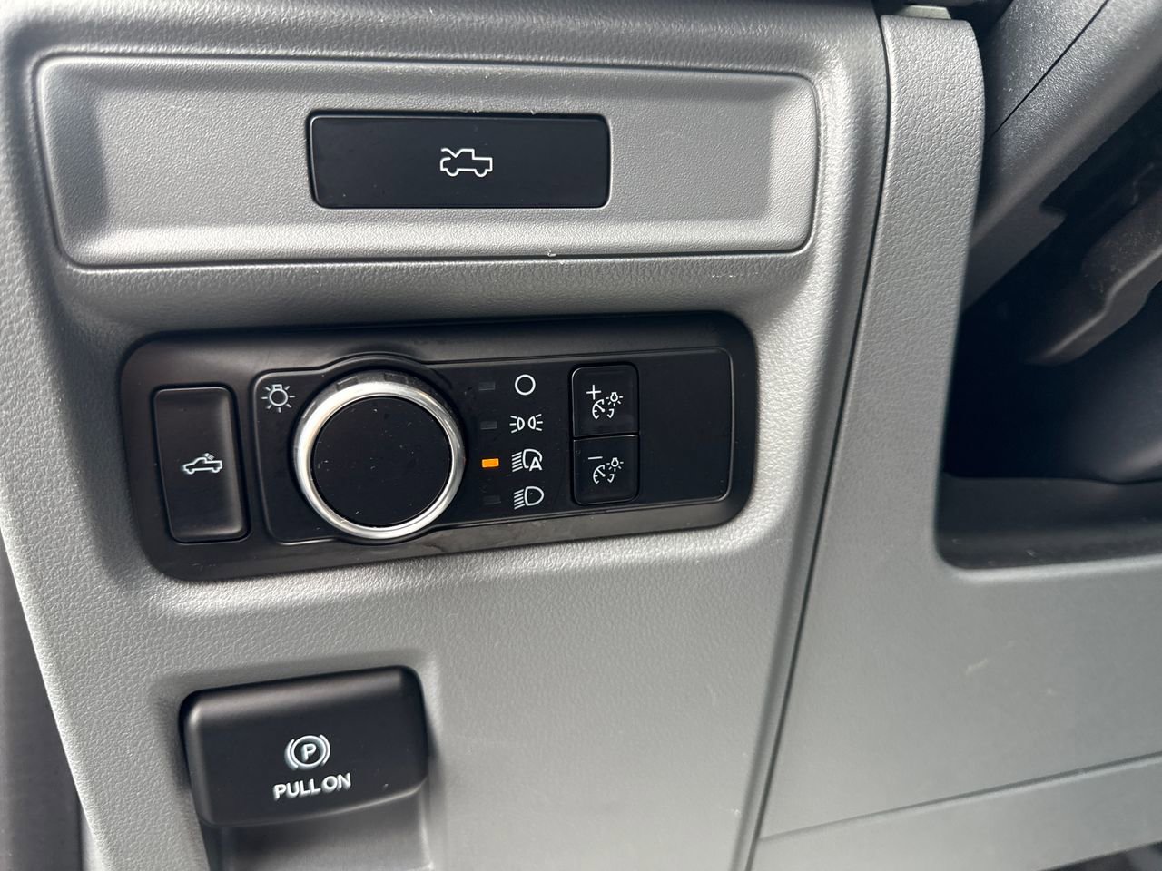 Used 2023 Ford F150 Lightning Pro image 18