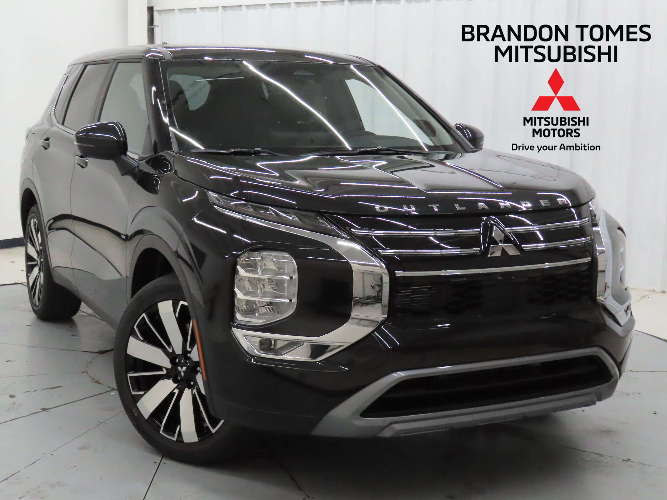 New 2026 Mitsubishi Outlander SE FWD image 1