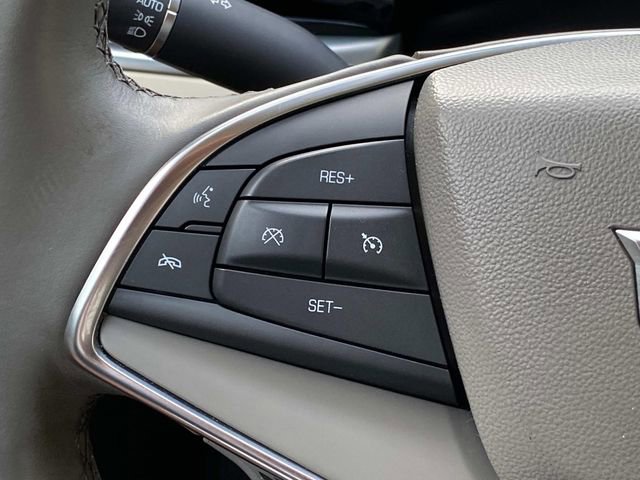 Used 2018 Cadillac XT5 Luxury w/ Driver Awareness Package FWD image 19