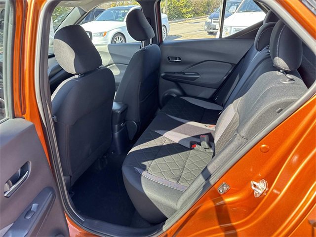 Used 2020 Nissan Kicks SV image 16