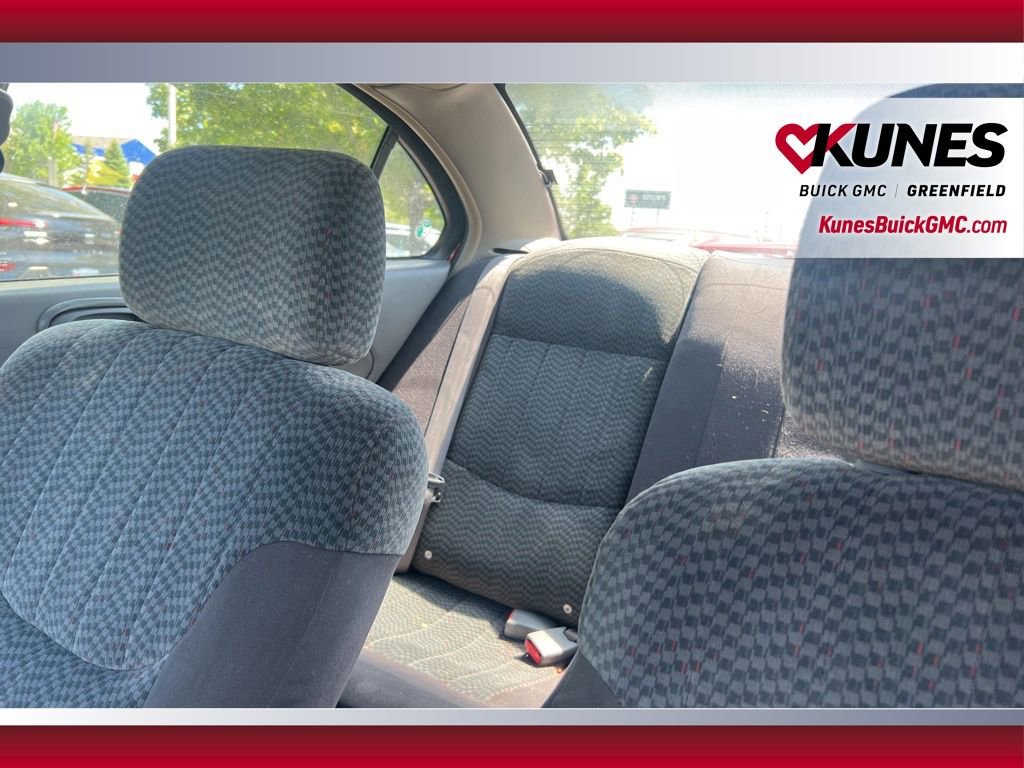 Used 2004 Pontiac Grand Am SE FWD image 15