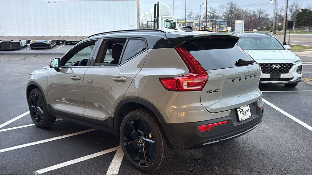 New 2026 Volvo XC40 B5 Ultra w/ Climate Package AWD/4WD image 4