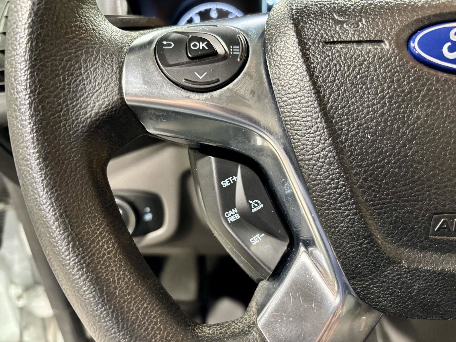 Used 2020 Ford Transit Connect XL image 23