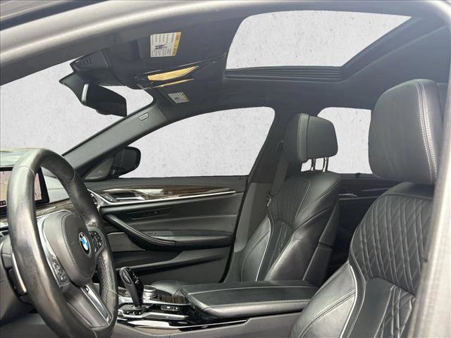 Used 2019 BMW M550i xDrive AWD/4WD image 12