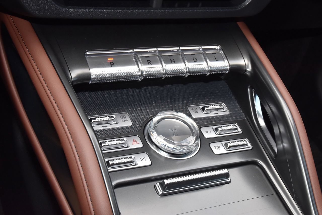 New 2026 Lincoln Nautilus Reserve w/ Jet Appearance Package AWD/4WD image 35