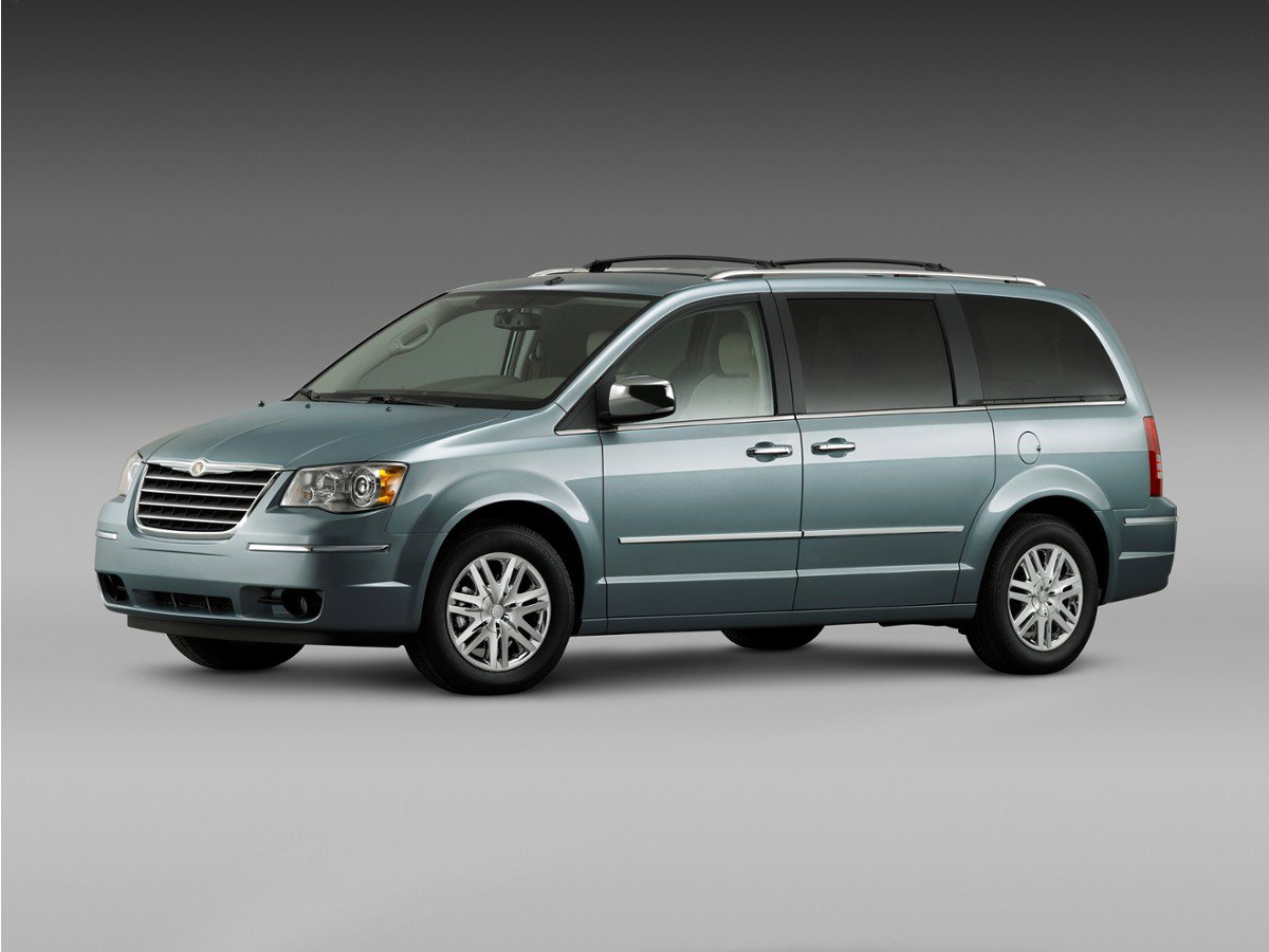 Used 2010 Chrysler Town & Country Touring FWD image 1