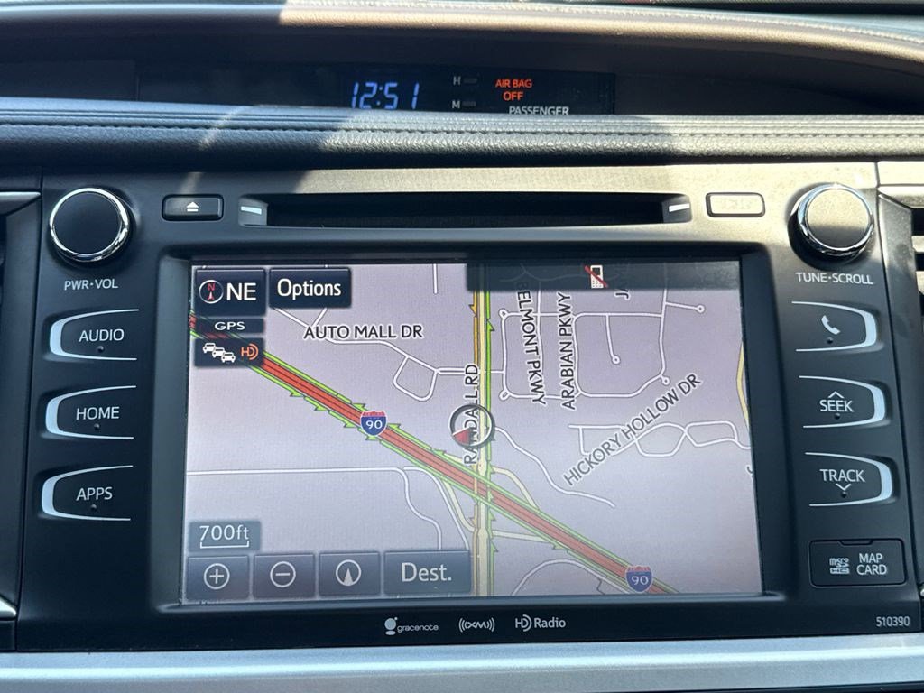 Used 2019 Toyota Highlander XLE image 30