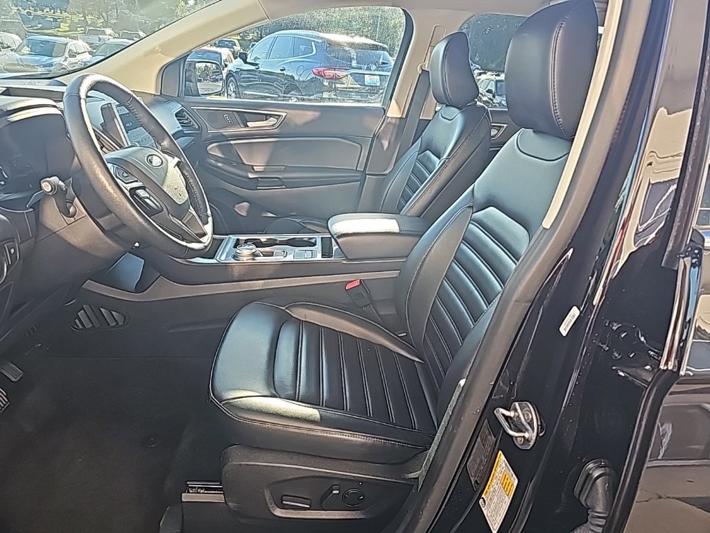 Used 2024 Ford Edge SEL image 9
