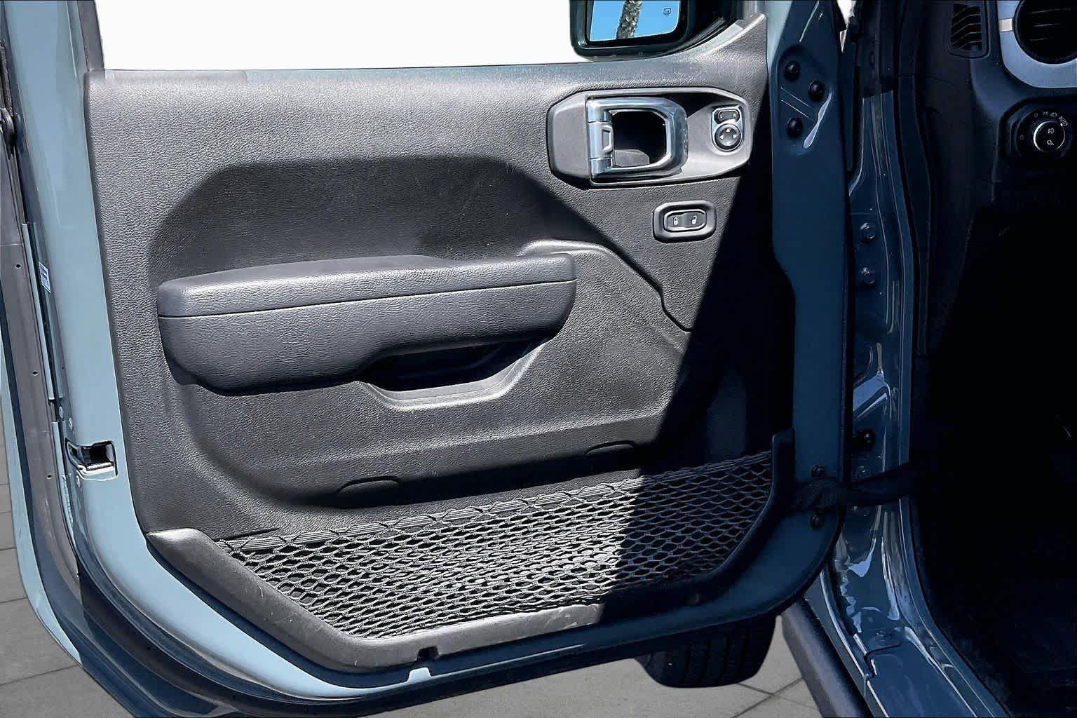 Used 2025 Jeep Gladiator Sport AWD/4WD image 20