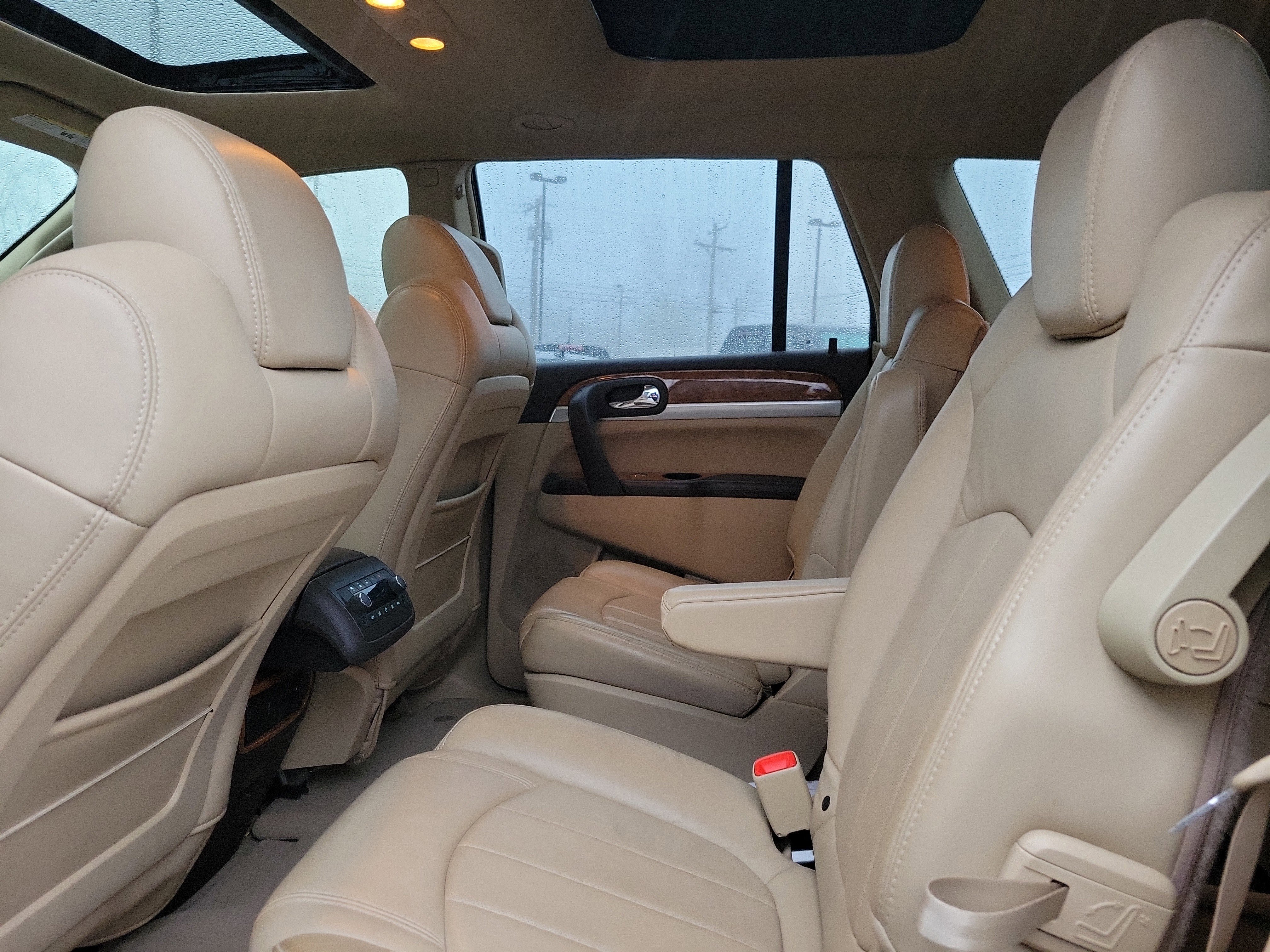 Used 2008 Buick Enclave CXL w/ Entertainment Package #1 image 11