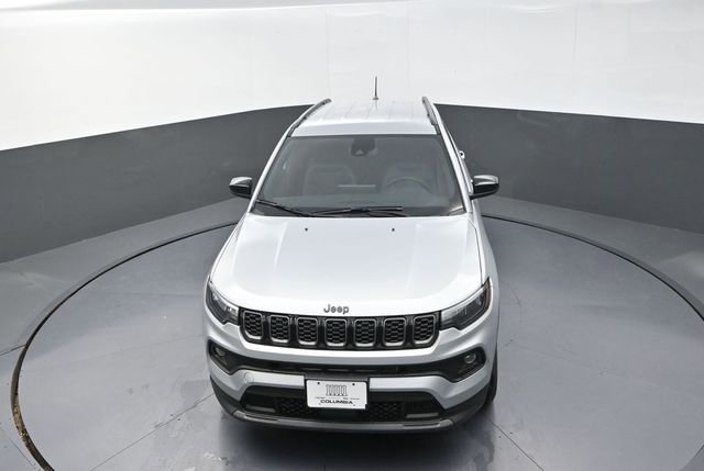 New 2026 Jeep Compass Latitude image 13