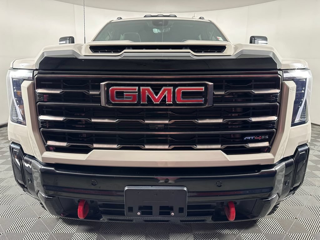 Used 2026 GMC Sierra 2500 AT4X AWD/4WD image 8