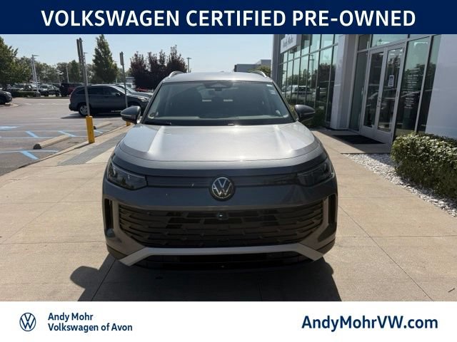 Used 2026 Volkswagen Tiguan SE AWD/4WD image 2