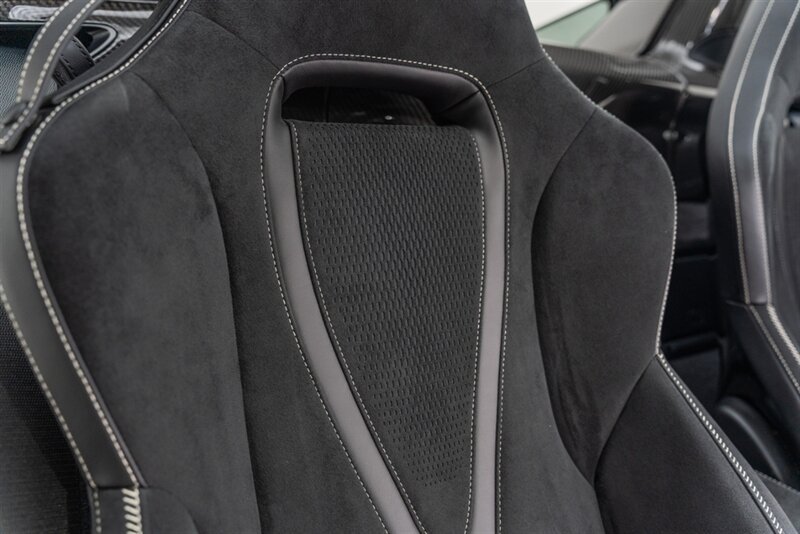 Used 2024 McLaren 750S Spider RWD image 55