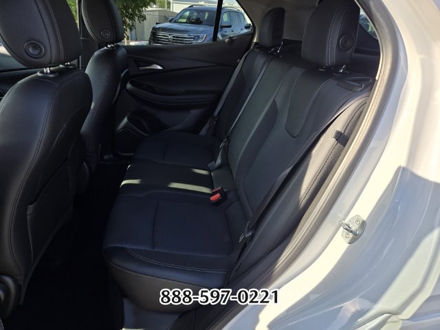 Used 2022 Buick Encore GX Preferred w/ Sport Touring Package FWD image 11