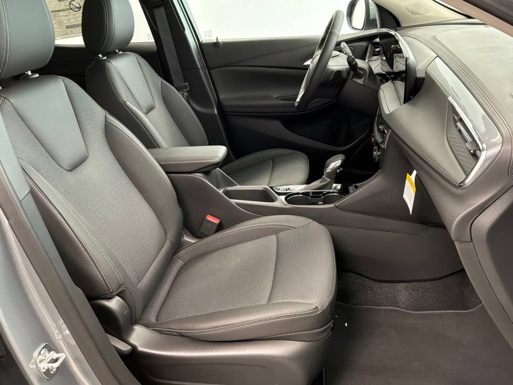 New 2026 Buick Encore GX Preferred w/ Comfort Package AWD/4WD image 33