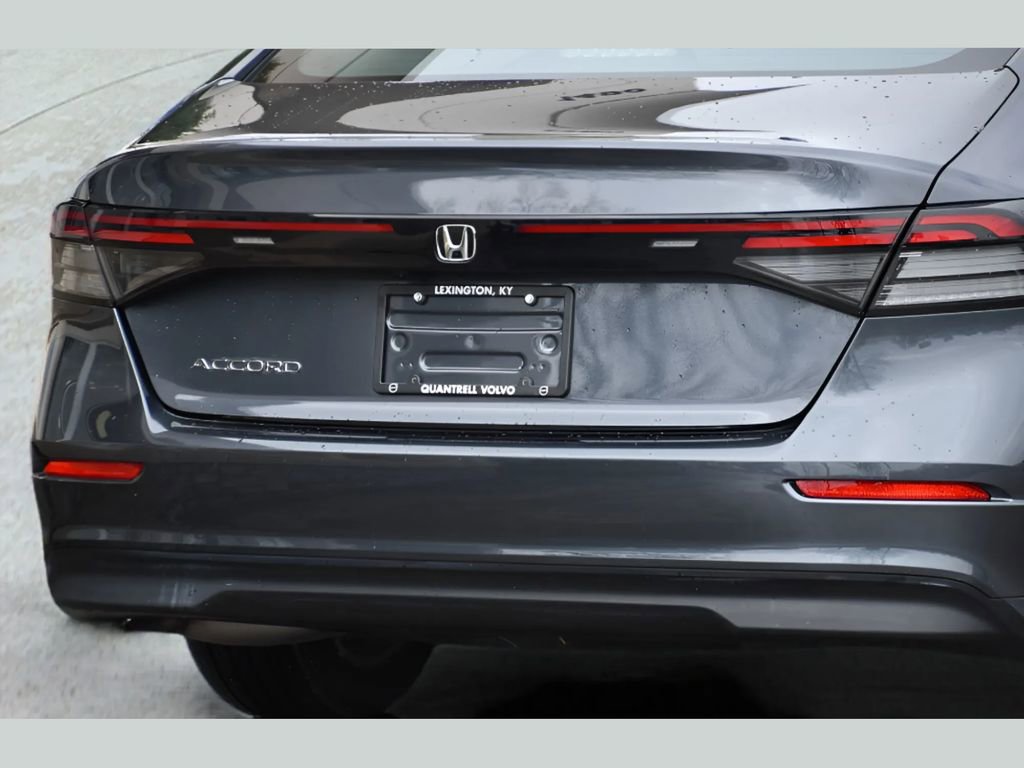 Used 2023 Honda Accord EX image 26