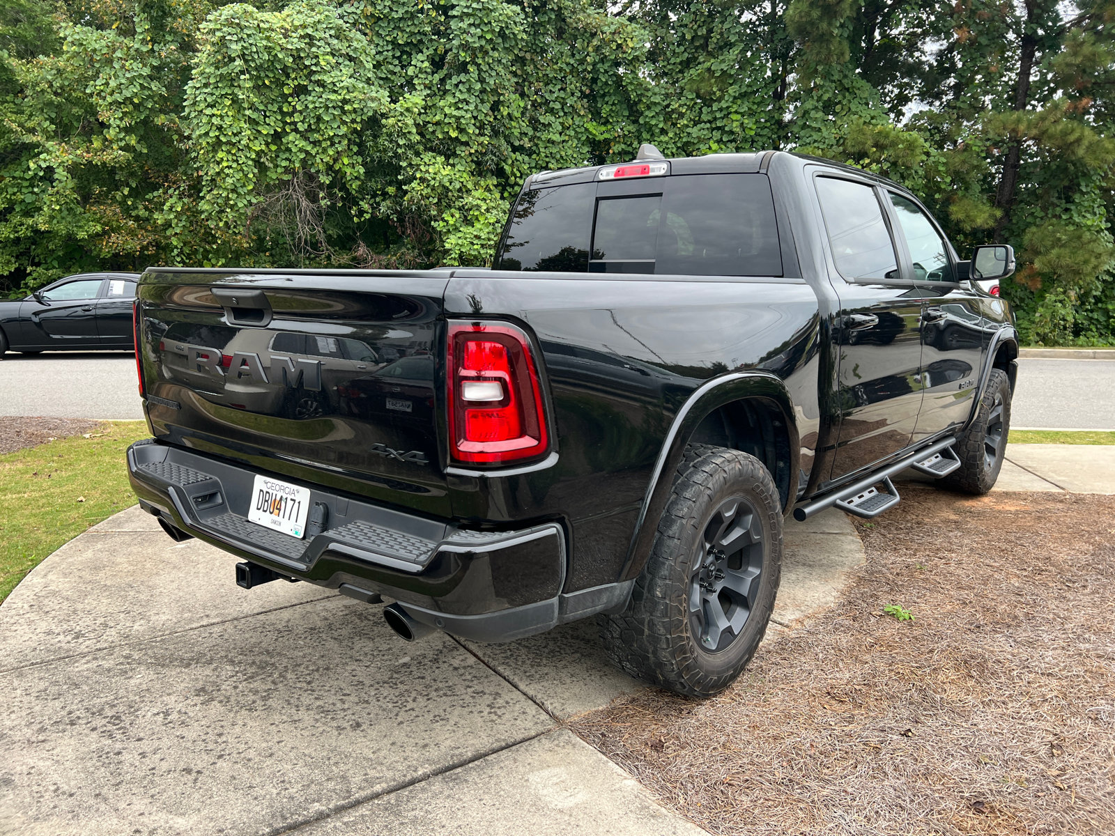 Used 2025 RAM 1500 Big Horn AWD/4WD image 8