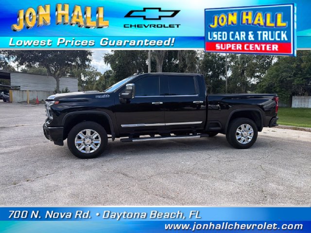 Used 2024 Chevrolet Silverado 2500 High Country AWD/4WD image 3