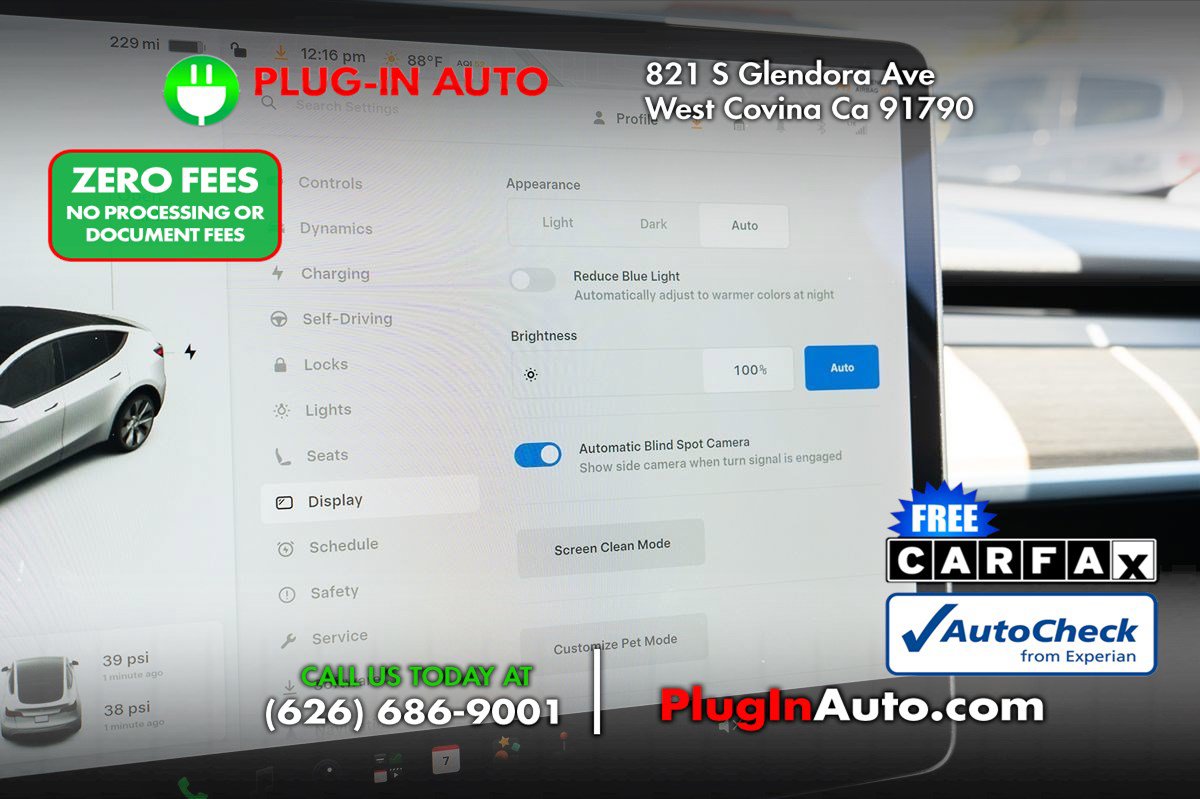 Used 2021 Tesla Model Y Long Range AWD/4WD image 31