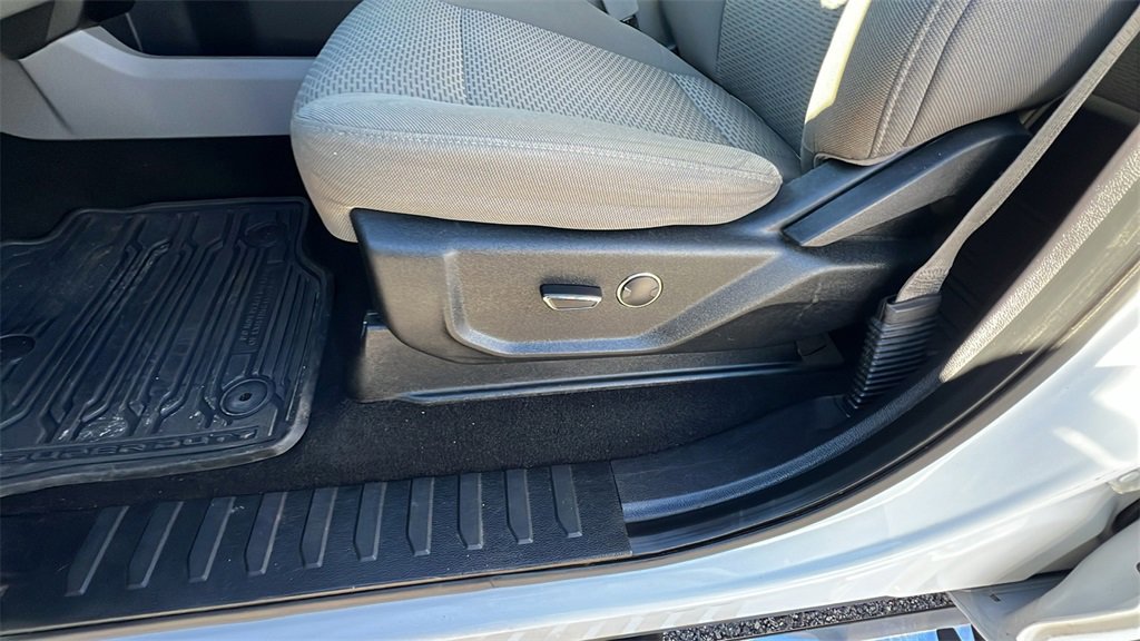 Used 2019 Ford F250 XLT w/ XLT Premium Package image 14