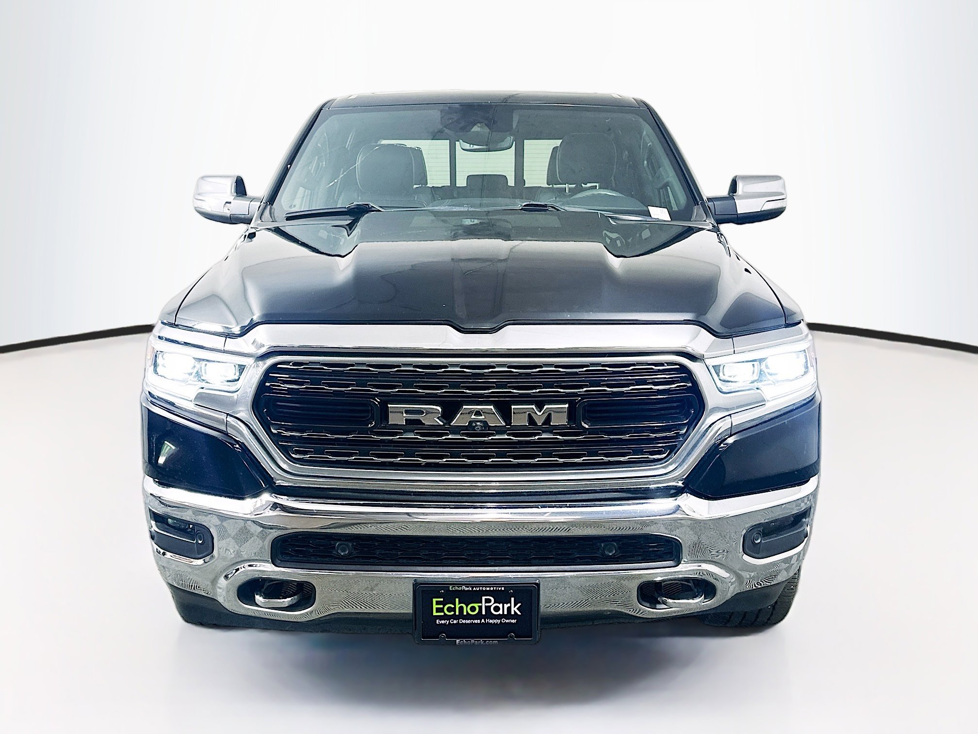 Used 2019 RAM 1500 Limited AWD/4WD image 2