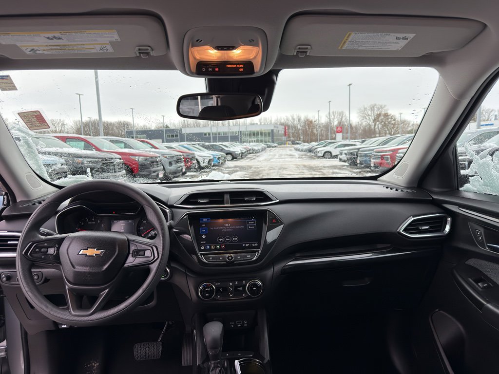 Used 2023 Chevrolet TrailBlazer LT w/ Convenience Package image 27