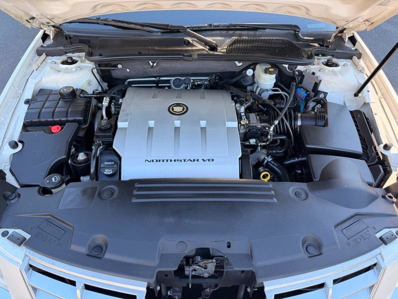 Used 2009 Cadillac DTS Luxury I w/ Sun And Navigation Package FWD image 21