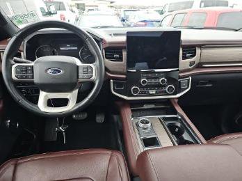Used 2024 Ford Expedition Limited image 19