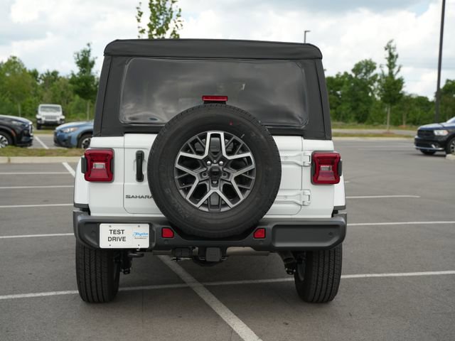 New 2026 Jeep Wrangler Unlimited Sahara AWD/4WD image 6