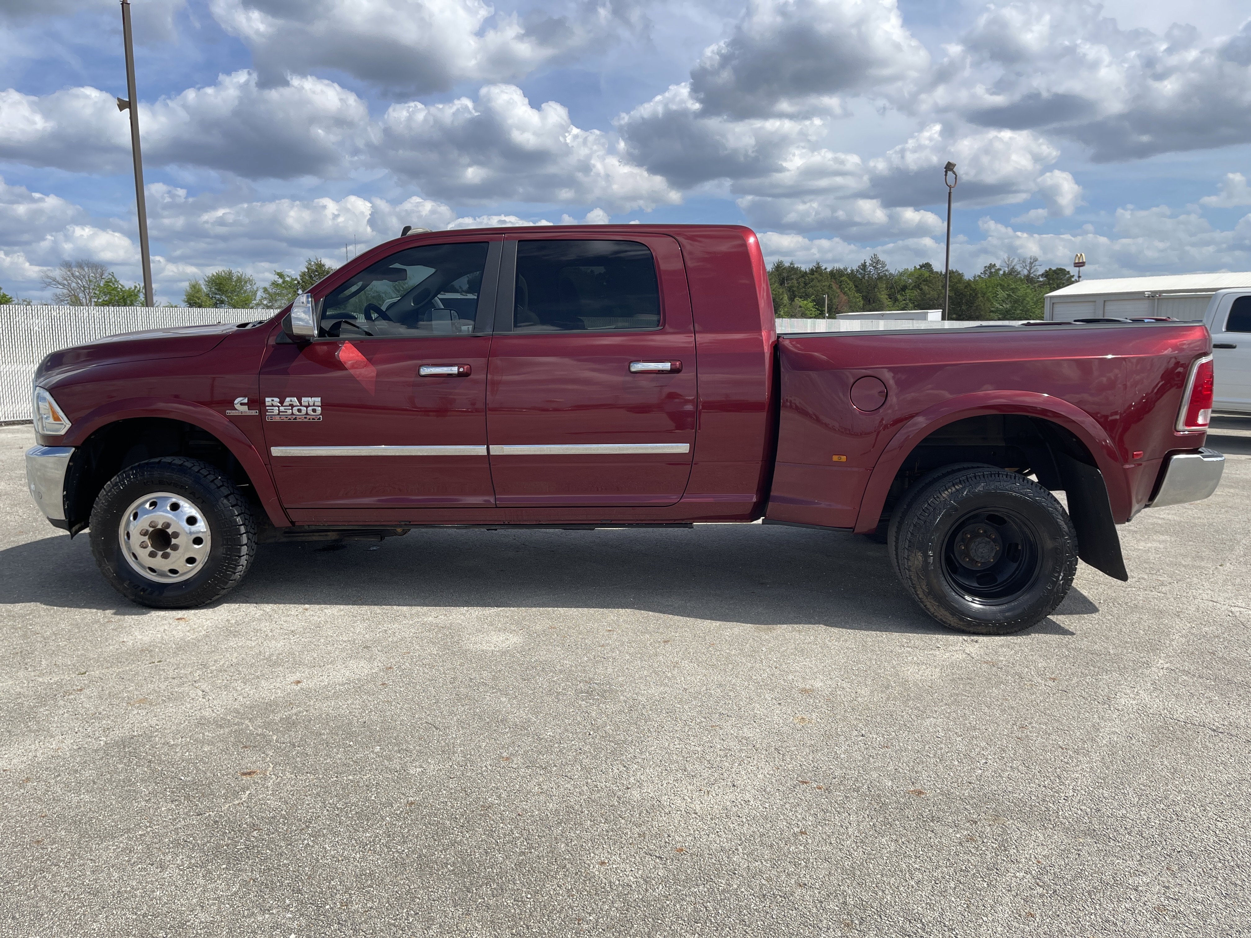 Used 2018 RAM 3500 Laramie image 7