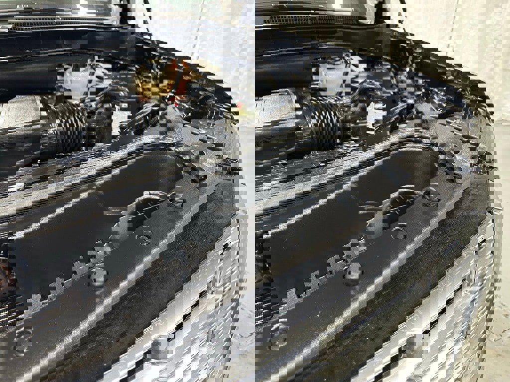 Used 2025 GMC Yukon XL Denali w/ Sun & Power Step Package image 66