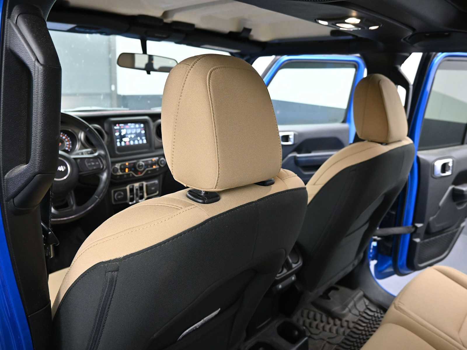 Used 2021 Jeep Gladiator Sport image 22