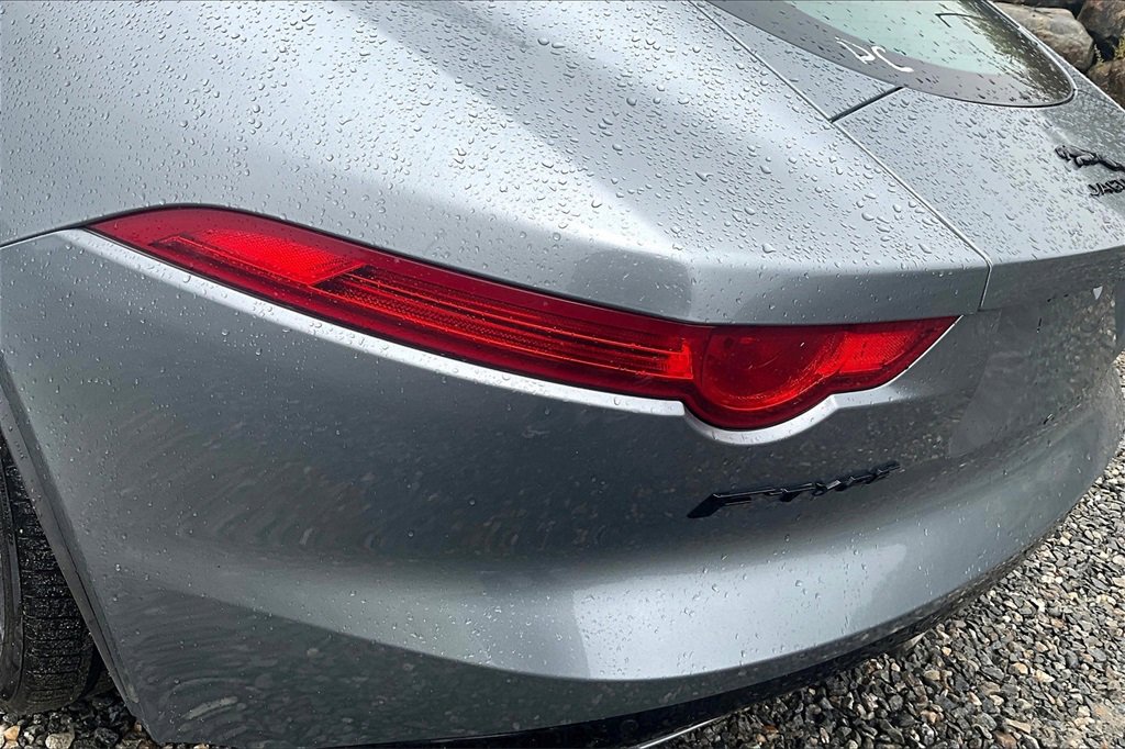 Used 2017 Jaguar F-TYPE S image 27
