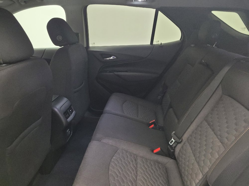 Used 2019 Chevrolet Equinox LT w/ Driver Convenience Package FWD image 18