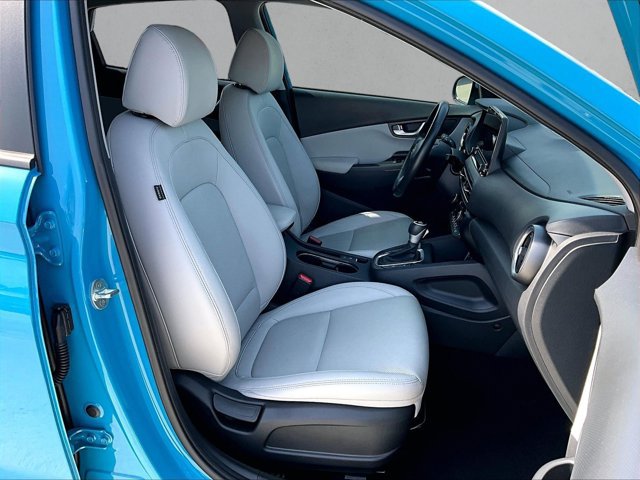 Used 2022 Hyundai Kona Limited FWD image 9